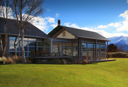 Whare Kea Lodge & Chalet (New Zealand)